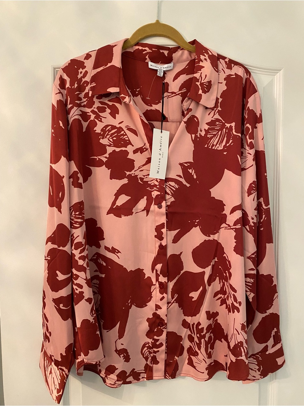 Walker & Wade Pink and Red Floral Button-Down Shirt
